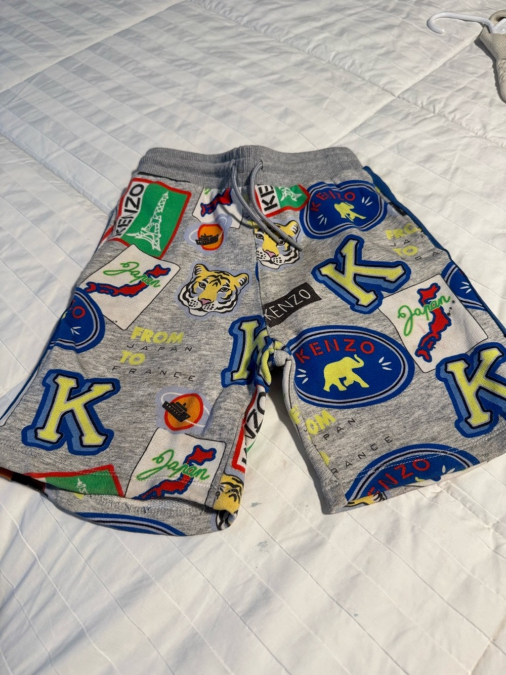 Kenzo Kids Gray Shorts with Multicolor Logo Patches